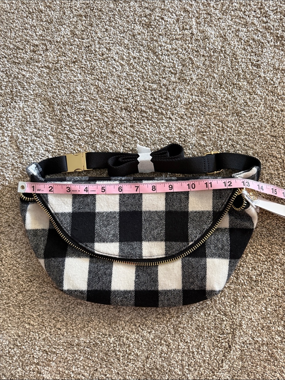 Stony Clover Lane Jumbo Fanny Pack, Noir Buffalo Plaid, NWT - Picture 11 of 16